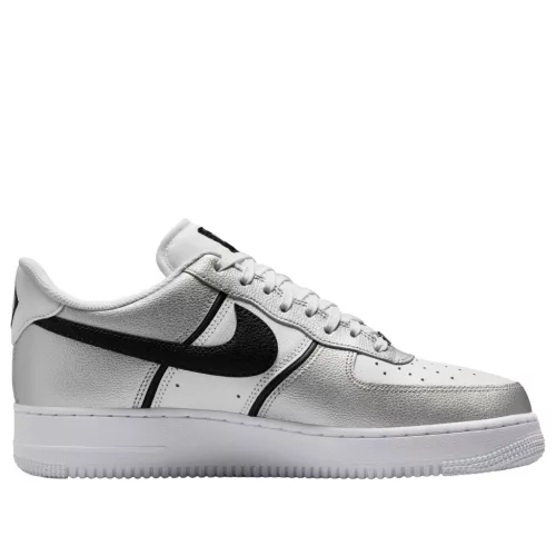 Nike Air Force 1 Low '07 LV8 Metallic Silver White Black alacsony szárú sneaker – termékfotó, oldalnézet