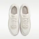 Nike Air Max 90 „Light Orewood Brown” alacsony szárú sneaker – termékfotó, oldalnézet