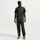 Nike Sportswear Tuned Air Men's Football Shirt Black/Black – termékfotó, oldalnézet