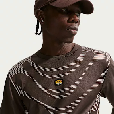 Nike Sportswear Tuned Air Men's Football Shirt Baroque Brown – termékfotó, oldalnézet