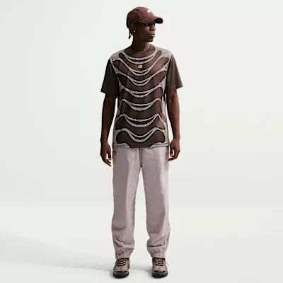 Nike Sportswear Tuned Air Men's Football Shirt Baroque Brown – termékfotó, oldalnézet