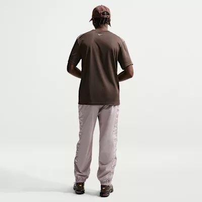 Nike Sportswear Tuned Air Men's Football Shirt Baroque Brown – termékfotó, oldalnézet
