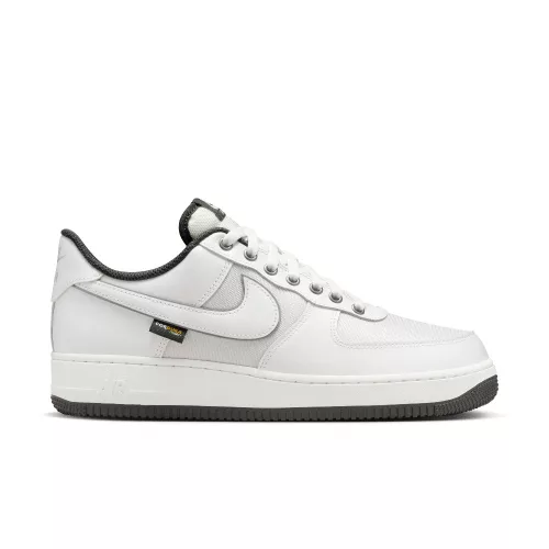 Nike Air Force 1 Low '07 LV8 Summit White Dark Smoke Grey Cordura alacsony szárú sneaker – termékfotó, oldalnézet
