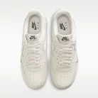 Nike Air Force 1 Low '07 LV8 Phantom Light Orewood Brown alacsony szárú sneaker – termékfotó, oldalnézet