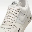 Nike Air Force 1 Low '07 LV8 Phantom Light Orewood Brown alacsony szárú sneaker – termékfotó, oldalnézet