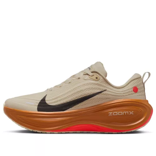 Nike Vomero Plus Running Poets alacsony szárú sneaker – termékfotó, oldalnézet