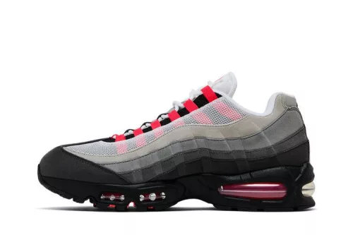 Nike Air Max 95 OG Big Bubble Solar Red 2.0 férfi alacsony szárú utcai sneaker fekete