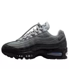 Nike Air Max 95 SE Black Light Smoke Grey alacsony szárú sneaker – termékfotó, oldalnézet