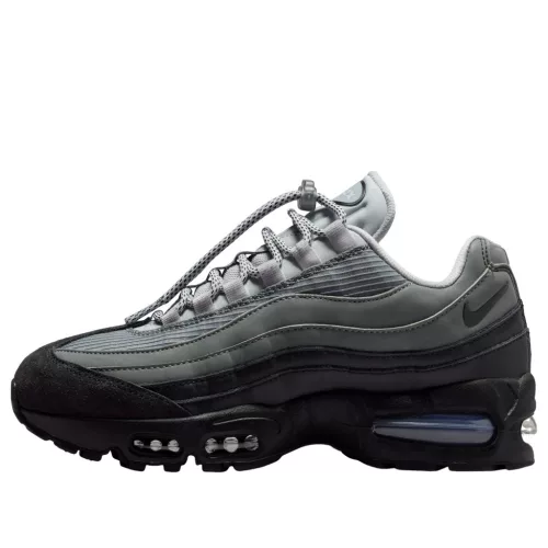 Nike Air Max 95 SE Black Light Smoke Grey alacsony szárú sneaker – termékfotó, oldalnézet