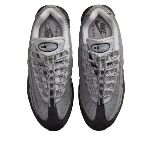 Nike Air Max 95 SE Black Light Smoke Grey alacsony szárú sneaker – termékfotó, oldalnézet