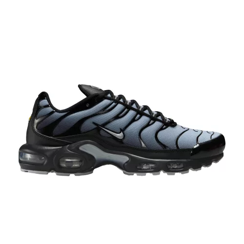 Nike Air Max Plus SE Black Wolf Grey (Women's) alacsony szárú sneaker – termékfotó, oldalnézet