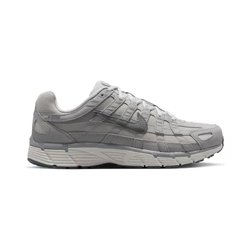 Nike P-6000 SE Pure Platinum Wolf Grey alacsony szárú sneaker – termékfotó, oldalnézet