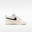 Nike Air Force 1 Low Essential+ Phantom Black (GS) alacsony szárú sneaker – termékfotó, oldalnézet
