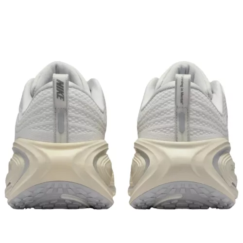 Nike Vomero Plus Running is Mental alacsony szárú sneaker – termékfotó, oldalnézet