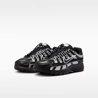 Nike P-6000 Black Metallic Silver Volt Ice (GS) alacsony szárú sneaker – termékfotó, oldalnézet