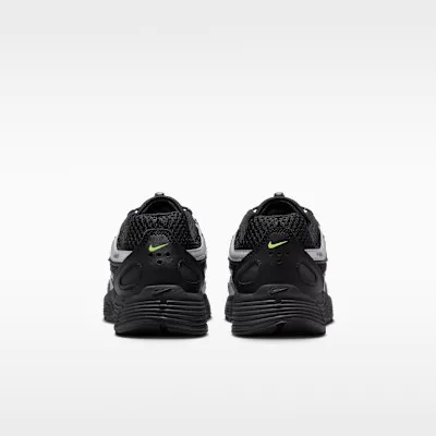 Nike P-6000 Black Metallic Silver Volt Ice (GS) alacsony szárú sneaker – termékfotó, oldalnézet