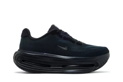 Nike Vomero Premium SP Black Mini Chrome Swoosh férfi alacsony szárú futócipő fekete