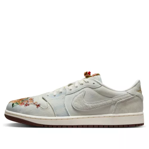 Air Jordan 1 Retro Low OG Chinese New Year alacsony szárú sneaker – termékfotó, oldalnézet