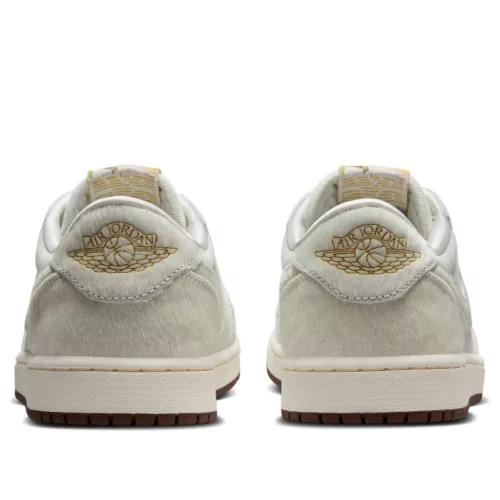 Air Jordan 1 Retro Low OG Chinese New Year alacsony szárú sneaker – termékfotó, oldalnézet