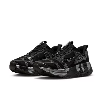 Nike Vomero 18 Disrupt Pack alacsony szárú sneaker – termékfotó, oldalnézet