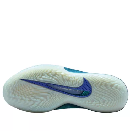 Nike Air Zoom GT Cut 4 Preheat alacsony szárú sneaker – termékfotó, oldalnézet