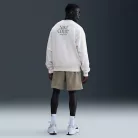 NikeCourt Men's French Terry Crewneck Top Phantom – termékfotó, oldalnézet