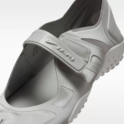 Nike Rift Satin SKIMS Night Silver (Women's) alacsony szárú sneaker – termékfotó, oldalnézet