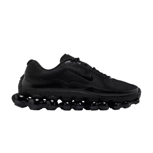 Nike Air Liquid Max Triple Black alacsony szárú sneaker – termékfotó, oldalnézet