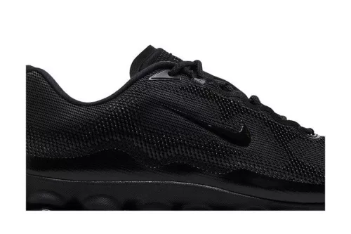 Nike Air Liquid Max Triple Black alacsony szárú sneaker – termékfotó, oldalnézet