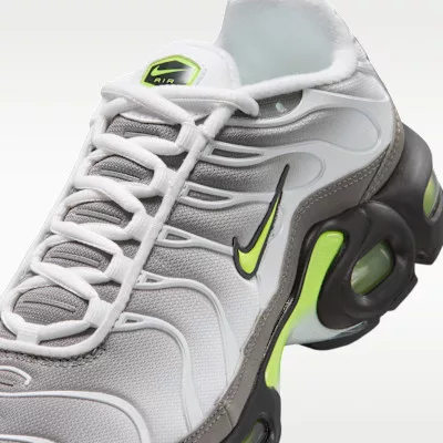 Nike Air Max Plus Neon (GS) alacsony szárú sneaker – termékfotó, oldalnézet