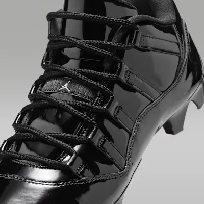 Jordan 11 Low TD Cleat Patent Black férfi alacsony szárú utcai sneaker fekete