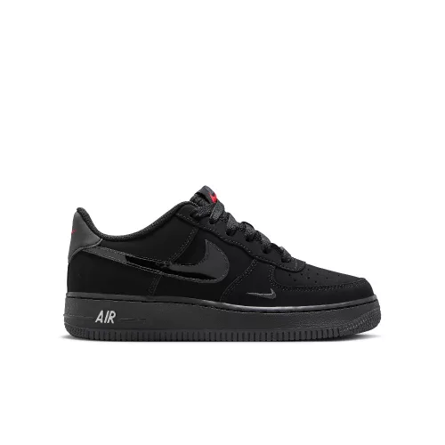 Nike Air Force 1 Low Black Smoke Grey (GS) alacsony szárú sneaker – termékfotó, oldalnézet