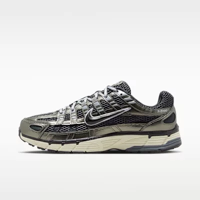 Nike P-6000 SE Anthracite Metallic Pewter alacsony szárú sneaker – termékfotó, oldalnézet