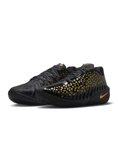 Nike Air Zoom GT Cut 4 Victor Wembanyama Gold Panther alacsony szárú sneaker – termékfotó, oldalnézet
