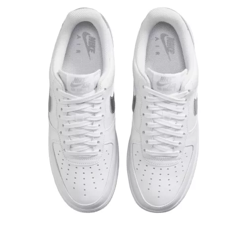 Nike Air Force 1 '07 SE White Metallic Silver alacsony szárú sneaker – termékfotó, oldalnézet