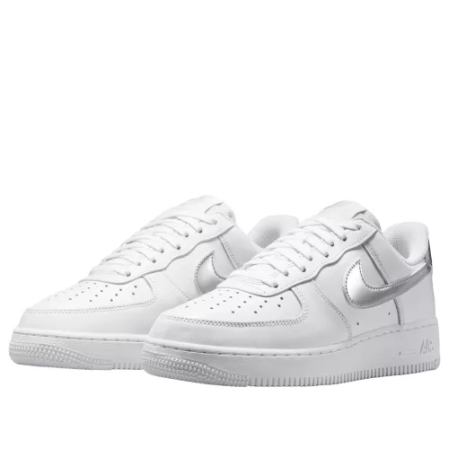 Nike Air Force 1 '07 SE White Metallic Silver alacsony szárú sneaker – termékfotó, oldalnézet