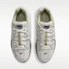 Nike P-6000 Grey Olive alacsony szárú sneaker – termékfotó, oldalnézet