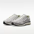 Nike P-6000 Grey Olive alacsony szárú sneaker – termékfotó, oldalnézet