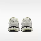 Nike P-6000 Grey Olive alacsony szárú sneaker – termékfotó, oldalnézet
