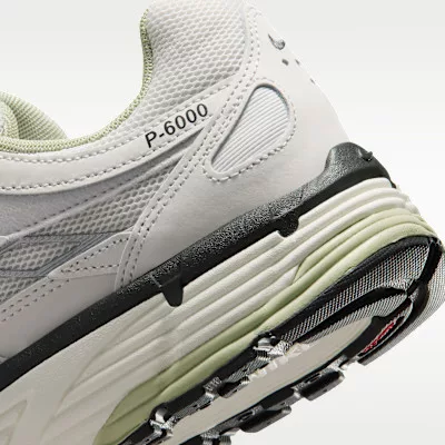 Nike P-6000 Grey Olive alacsony szárú sneaker – termékfotó, oldalnézet
