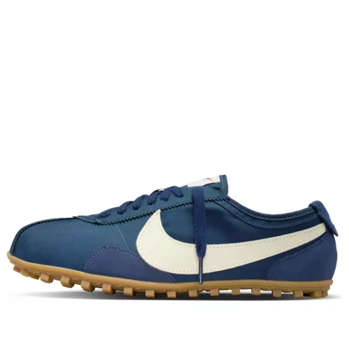 Nike Moon Shoe Midnight Navy Gum alacsony szárú sneaker – termékfotó, oldalnézet