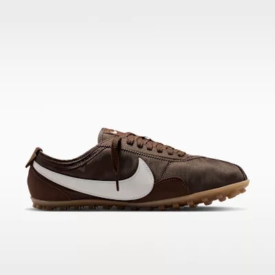 Nike Moon Shoe OG Cacao Wow Sail Gum alacsony szárú sneaker – termékfotó, oldalnézet