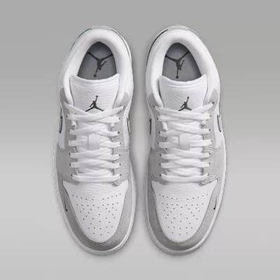 Nike Jordan 1 Low White Iron Grey férfi alacsony szárú utcai sneaker fehér szürke