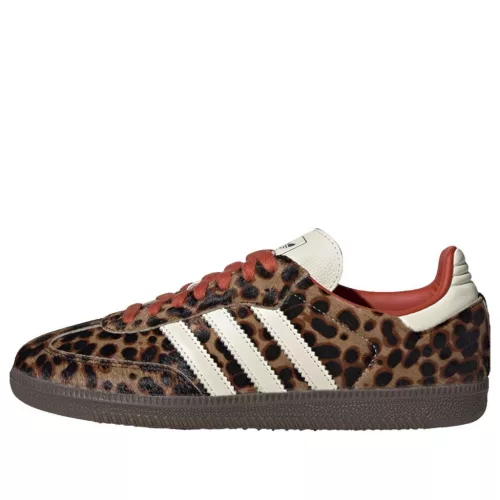 adidas Samba OG Preloved Red Leopard (Women's) alacsony szárú sneaker – termékfotó, oldalnézet