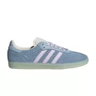 adidas Samba OG Tactile Blue Ice Lavender alacsony szárú sneaker – termékfotó, oldalnézet