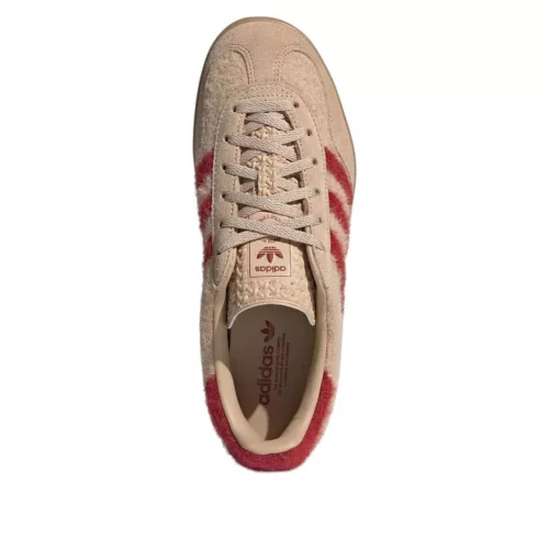adidas Gazelle Indoor Magic Beige Victory Red (Women's) alacsony szárú sneaker – termékfotó, oldalnézet