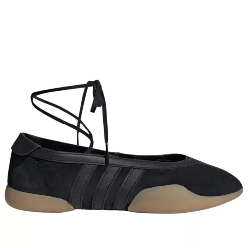 adidas Taekwondo Mei Ballet Black Gum (Women's) alacsony szárú sneaker – termékfotó, oldalnézet