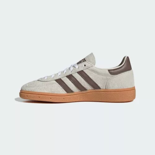 adidas Handball Spezial Off-White Earth Strata Gum (Women's) női alacsony szárú utcai sneaker bézs