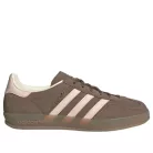 adidas Gazelle Indoor Earth Strata Wonder Quartz (Women's) alacsony szárú sneaker – termékfotó, oldalnézet