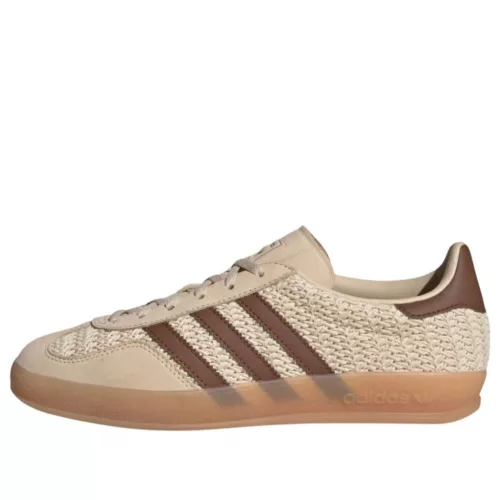 adidas Gazelle Indoor Sand Strata Premium Brown (Women's) alacsony szárú sneaker – termékfotó, oldalnézet